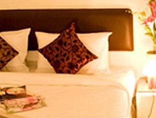 Bombay Inn Bangkok Bagian luar foto